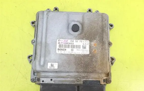 Mitsubishi Colt CZ3 Engine control unit/module PMN903093