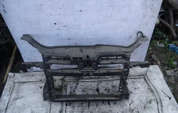 Volkswagen Golf V Radiator support slam panel 1K0805594H 1K0805588