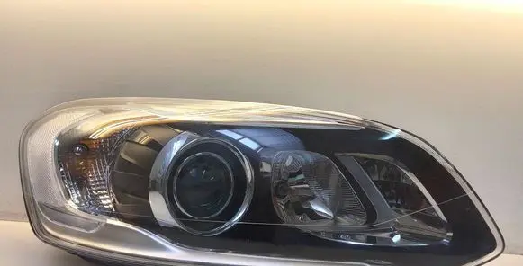 Volvo XC60 Headlight/headlamp 31420258
