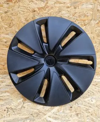 Tesla Model Y R18 wheel hub/cap/trim 134423100B