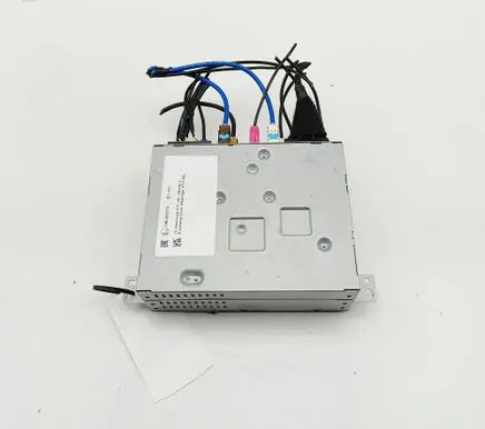 Land Rover Defender Radio/CD/DVD/GPS head unit N8B219L300PF