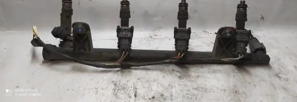 Dacia Sandero Fuel main line pipe 8200494284A
