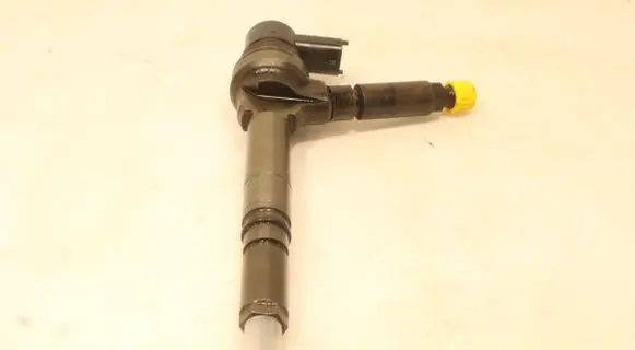 Opel Astra H Fuel injector 0445110175