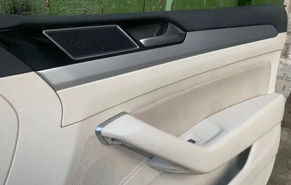 Volkswagen PASSAT B8 Front door card panel trim