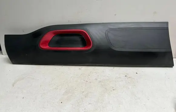 Citroen C5 Aircross Front door trim (molding) 9820082077