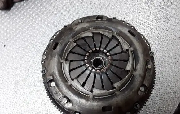 Volkswagen Golf IV Clutch set kit 06A141031K