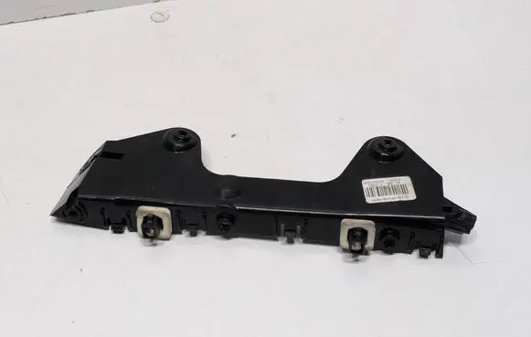 Renault Clio V Rear bumper mounting bracket 850455804R 065417