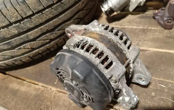 Toyota Corolla E120 E130 Generator/alternator