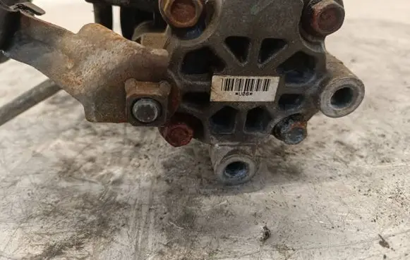 Toyota Avensis T250 Power steering pump