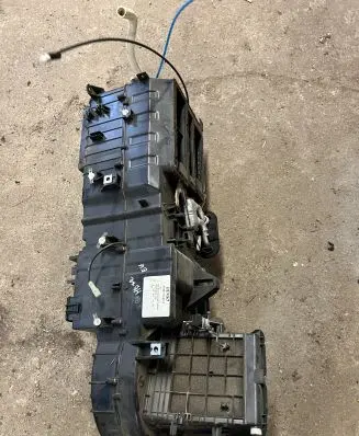Mercedes-Benz ML W163 Interior heater climate box assembly A1638301462 AA4431002212