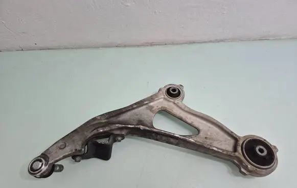 Infiniti QX60 L50 Front lower control arm/wishbone 