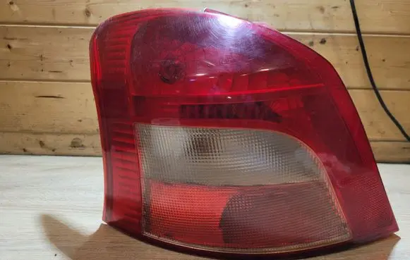 Toyota Yaris Rear/tail lights