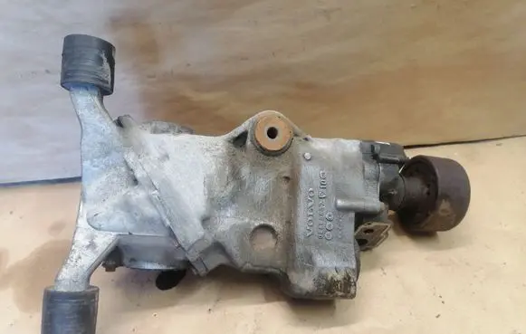 Volvo XC70 Rear differential 08689632 P30651884