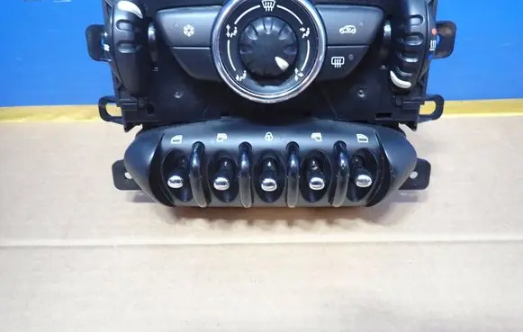 Mini Cooper Countryman R60 Interior fan control switch 9807982 E1062312C