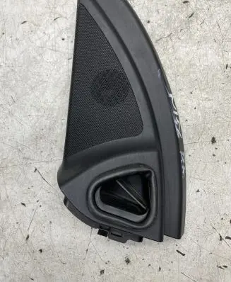 Mercedes-Benz ML W164 Front door speaker cover trim A1647201770