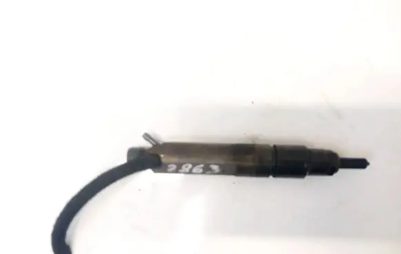 Seat Toledo II (1M) Fuel injector 038130202a 0432193595