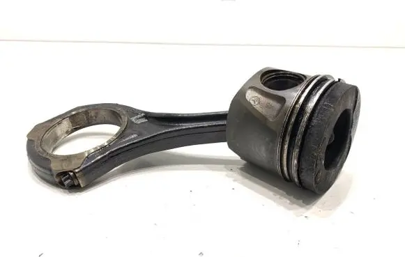 Mercedes-Benz CLS C218 X218 Piston with connecting rod 
