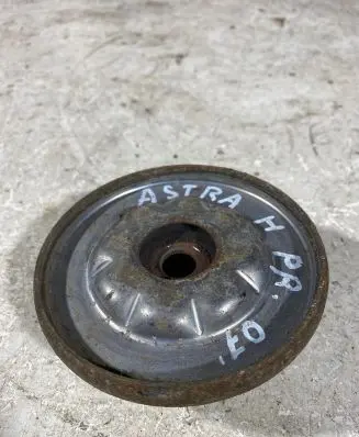 Opel Astra H Coil spring mount 