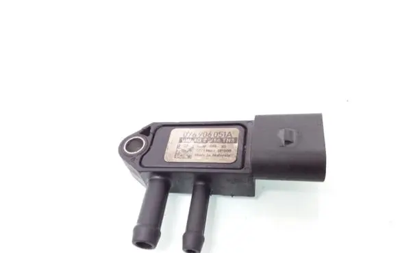 Volkswagen Eos Exhaust gas pressure sensor 076906051A