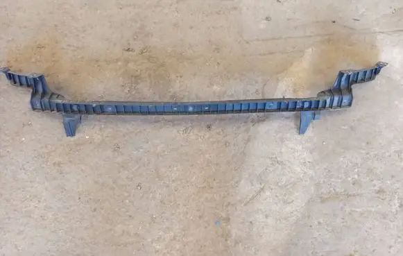 Volkswagen Phaeton Rear bumper mounting bracket 3D5807864