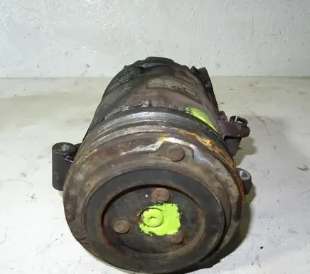 BMW X3 E83 Air conditioning (A/C) compressor (pump) 6905643