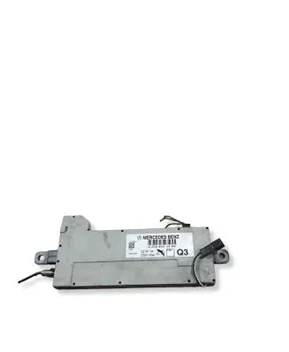 Mercedes-Benz C W203 Antenna control unit 11718301 A2038201089