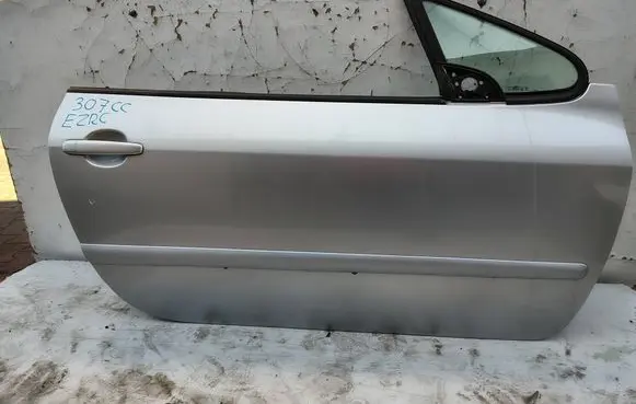 Peugeot 307 CC Front door 