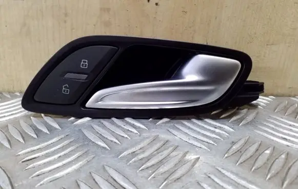 Audi TT TTS Mk2 Front door interior handle 8J1837020 8J2962108A