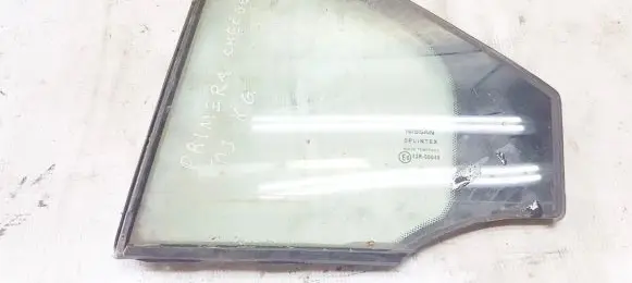 Rear vent window glass