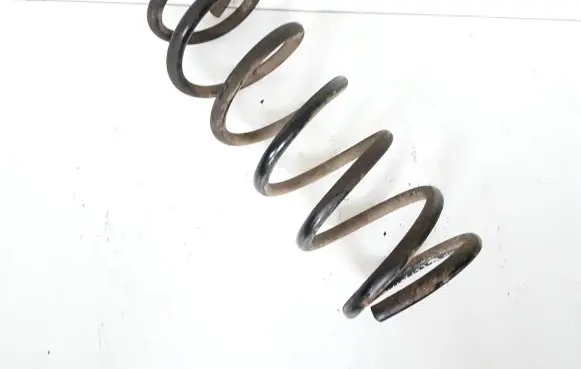 Nissan Navara D23 Rear coil spring 550204KN7A