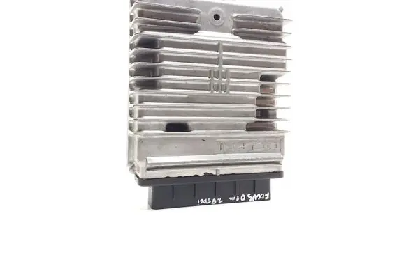 Ford Focus Engine control unit/module 2M5A12A650PC R0411C004D 12220510