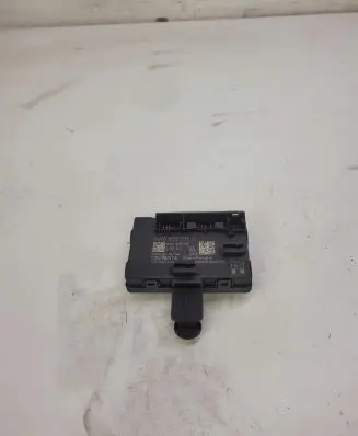 Audi A4 S4 B9 Door control unit/module 8W0959595G