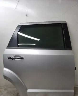 Rear door