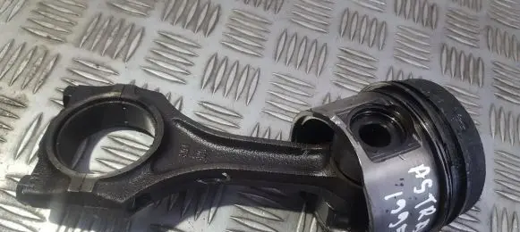 Opel Astra F Piston with connecting rod