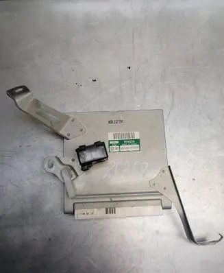 Toyota Prius (XW10) ABS control unit/module 8954047030 XBJ23Y