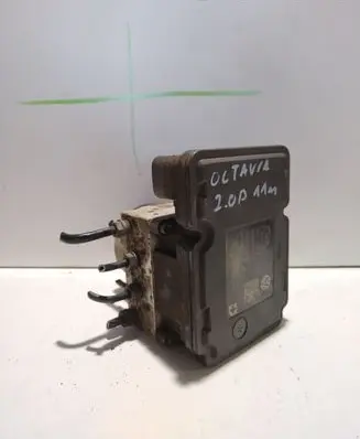 Skoda Octavia Mk2 (1Z) ABS Pump 1K0907379BE 1K0614517CP