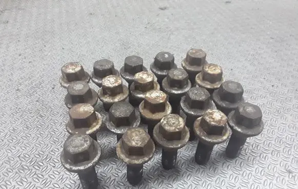 Renault Trafic II (X83) Nuts/bolts 