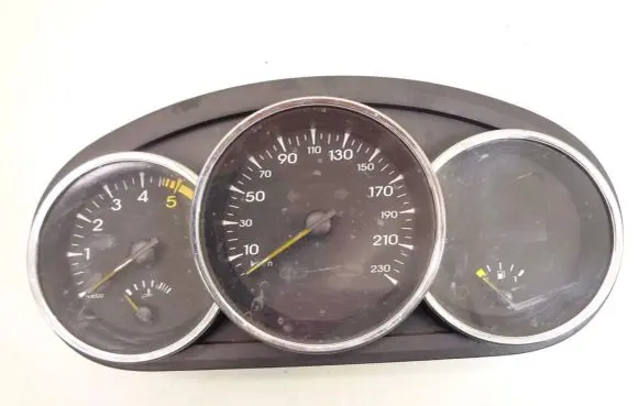 Renault Fluence Speedometer (instrument cluster)