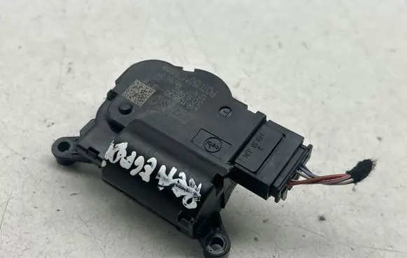 Jeep Renegade Air flap motor/actuator MR1138004211 3093912