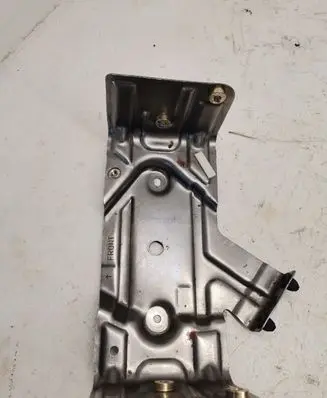 BMW X5 F15 Other engine bay part 049K10505
