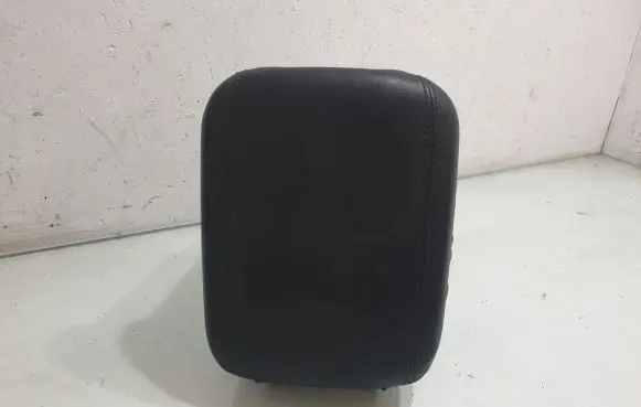 Hyundai Santa Fe Armrest 84683S1200