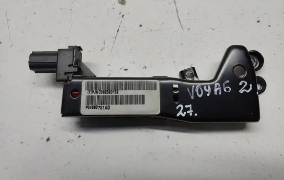 Chrysler Grand Voyager IV Sensor P04680751AD PJNC0825E0152 04680751AD