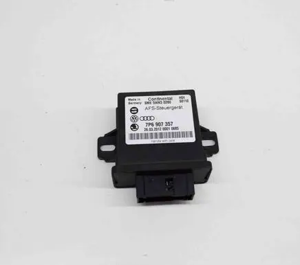 Volkswagen Touareg II Light module LCM 5WK50280 7P6907357