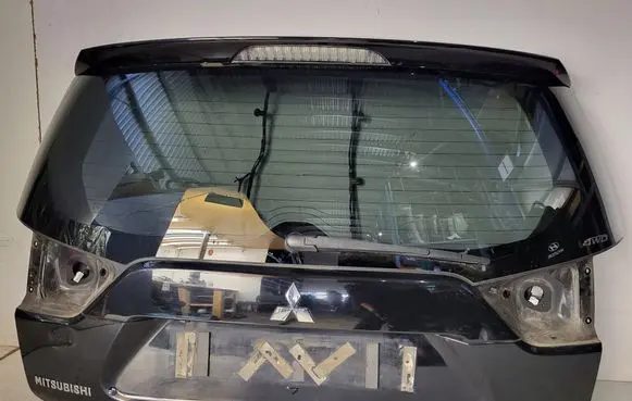 Mitsubishi Outlander Tailgate/trunk/boot lid