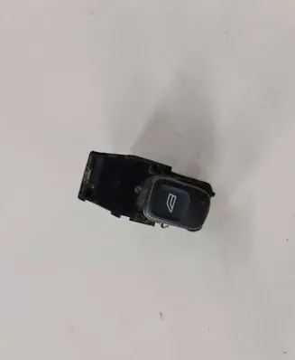 Volvo V70 Electric window control switch 9472275 01W025
