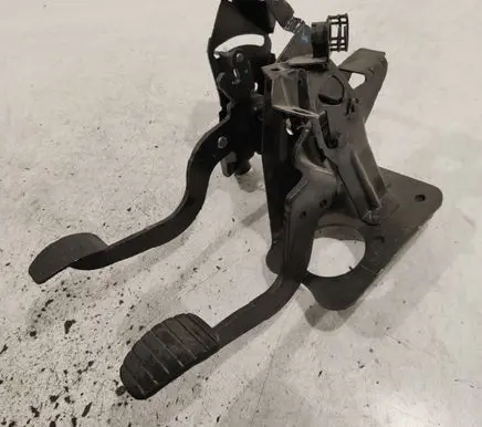 Renault Espace - Grand espace IV Pedal assembly 8200139603