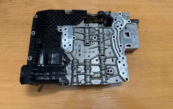 Land Rover Discovery 4 - LR4 Transmission gearbox valve body 0260550043
