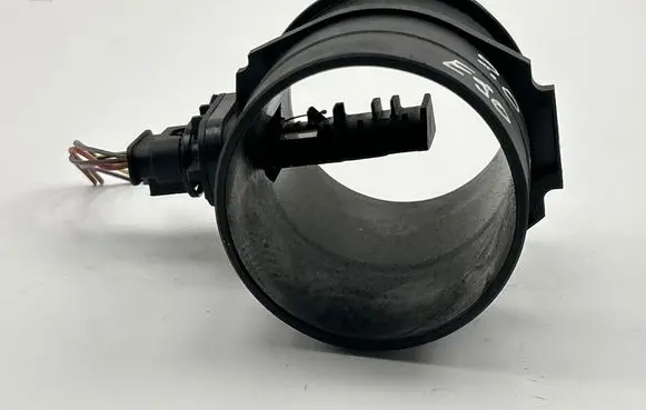 BMW 3 E90 E91 Mass air flow meter 0281006093 8506409 276218098