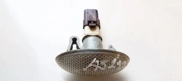 Citroen C5 Front fender indicator light