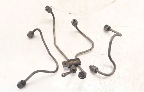Mercedes-Benz W123 Fuel injector supply line/pipe 